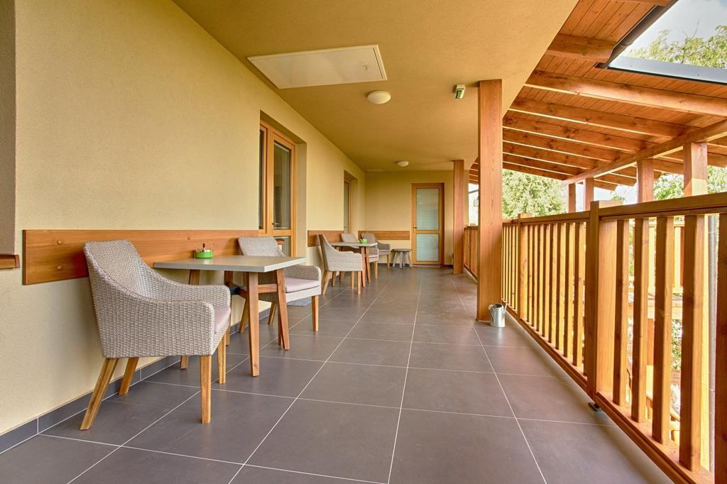 Rokava Hotell Rohatec Exteriör bild