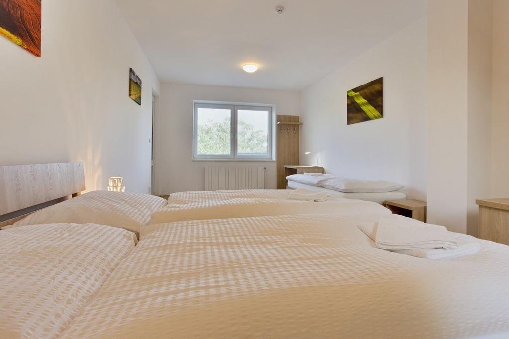 Rokava Hotell Rohatec Exteriör bild